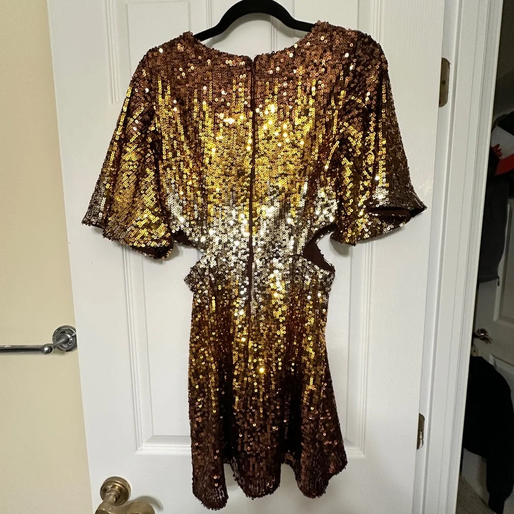 FRENCH CONNECTION Estari Sequin Cutout Gold Ombré Mini Dress - Size 2 - Picture 7 of 15